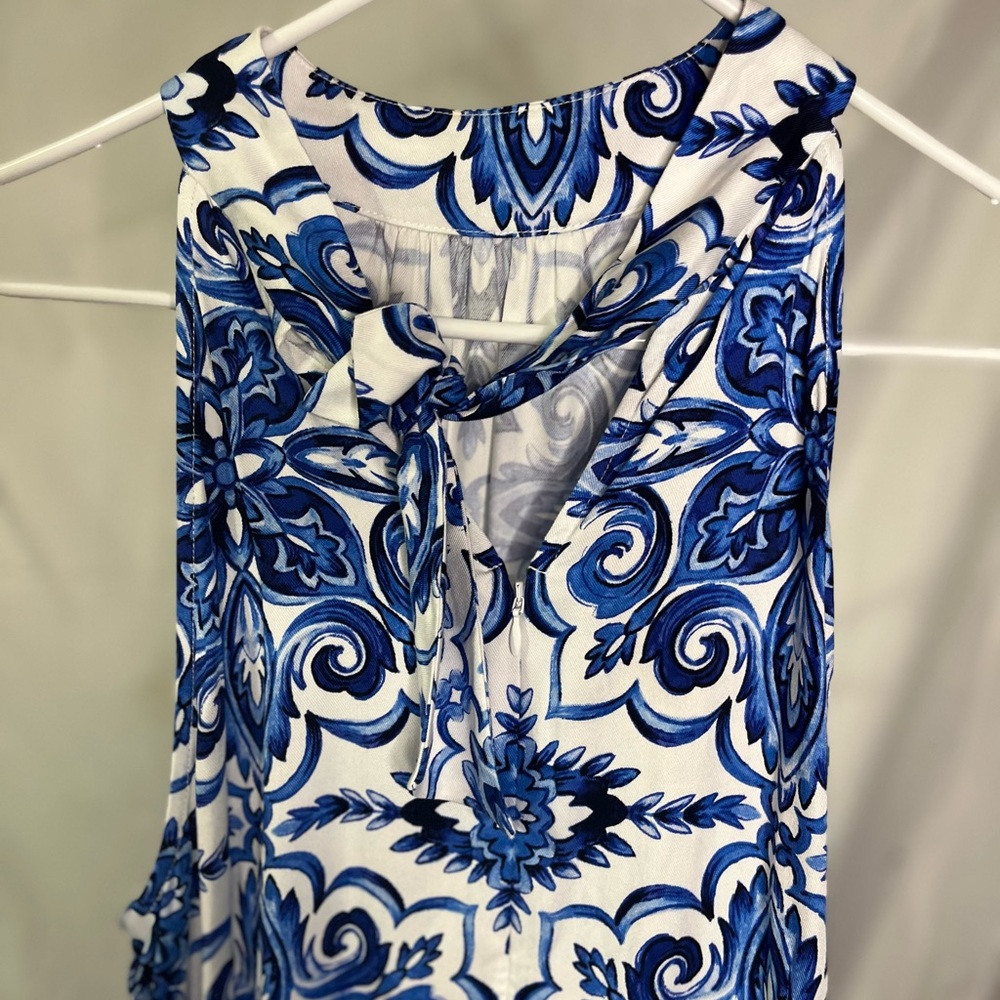 Talbots Blue and White sleeveless open back Dress. 12P.             A12